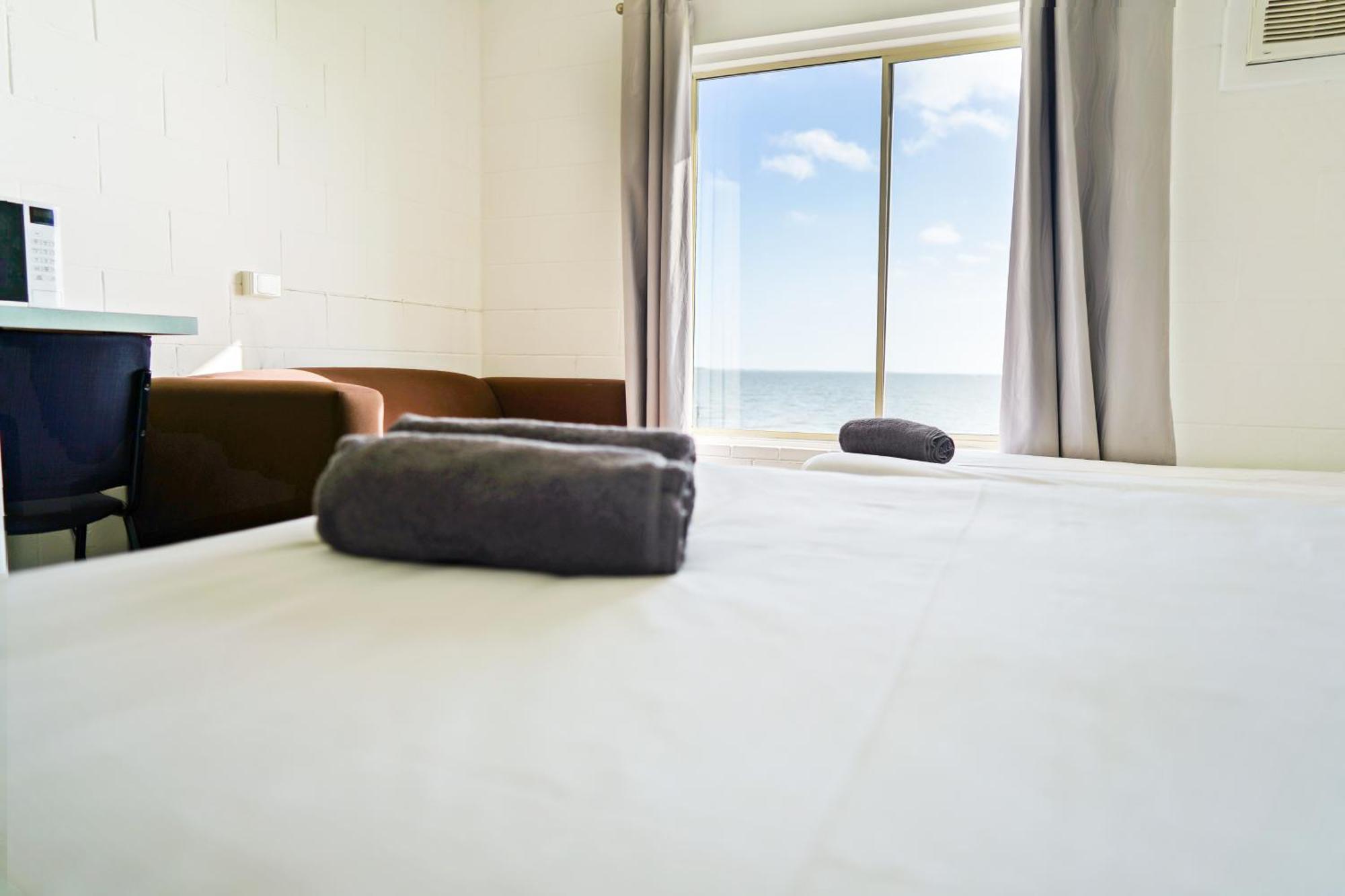 Meningie Waterfront Motel Extérieur photo