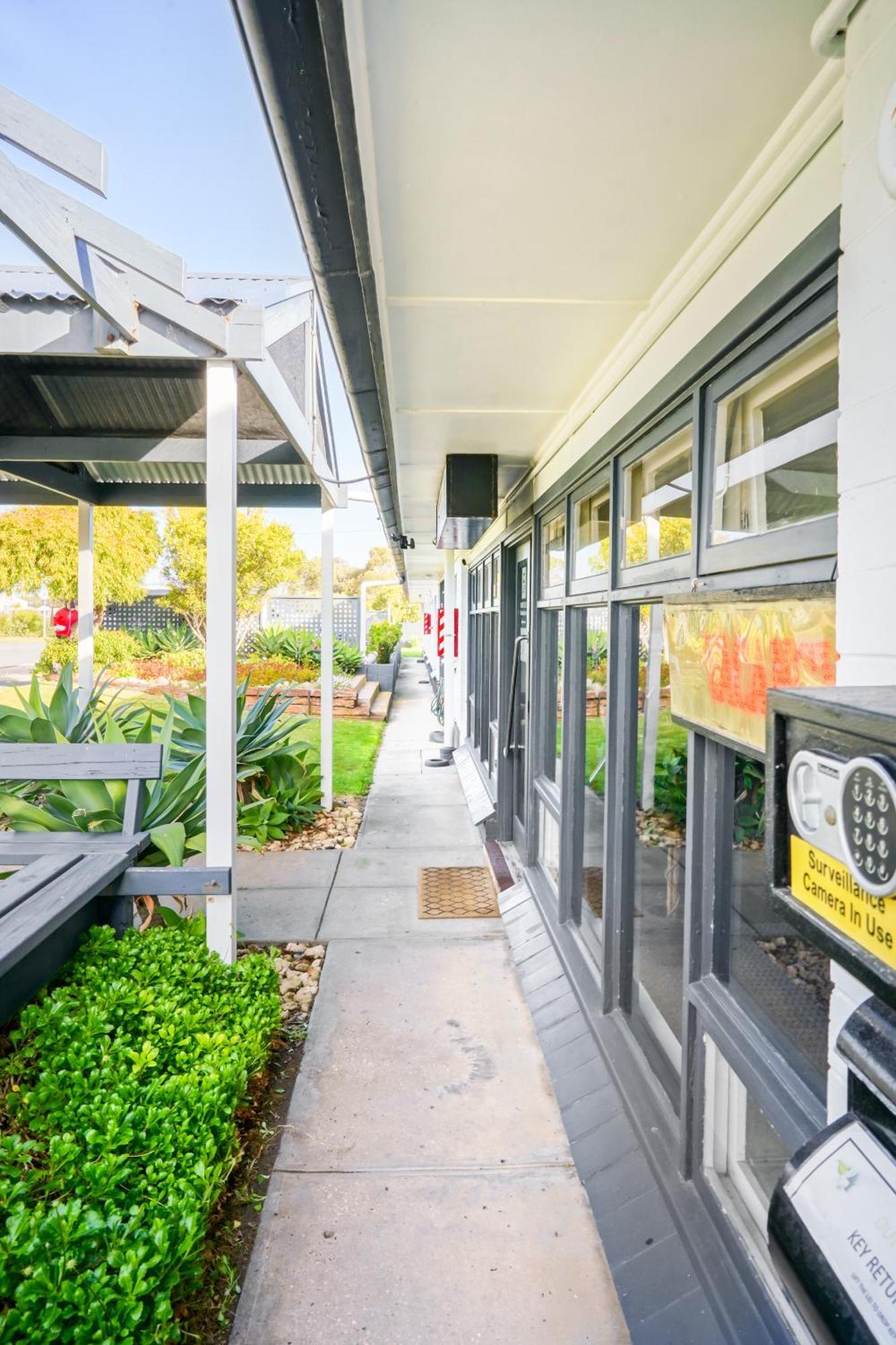 Meningie Waterfront Motel Extérieur photo