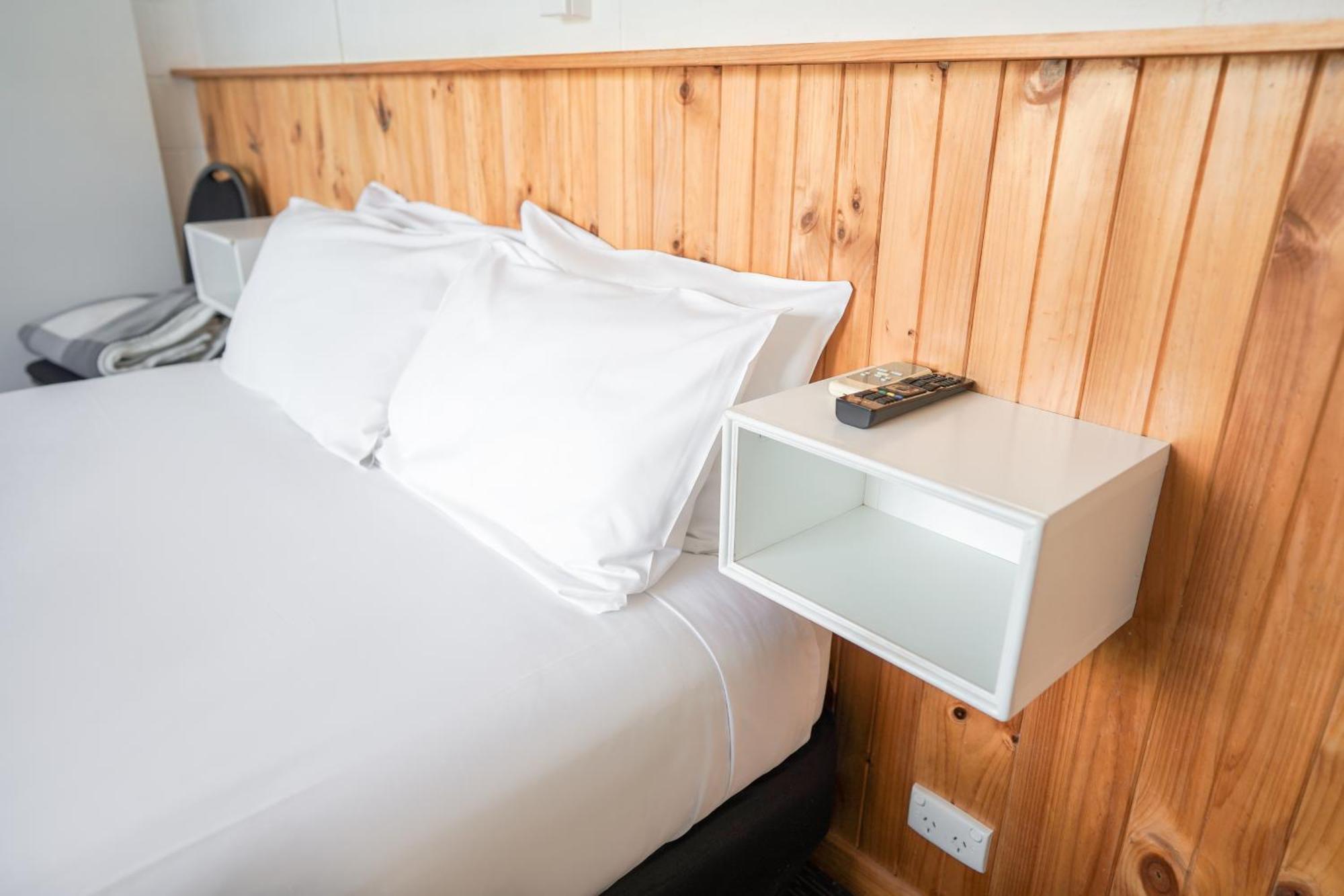 Meningie Waterfront Motel Extérieur photo