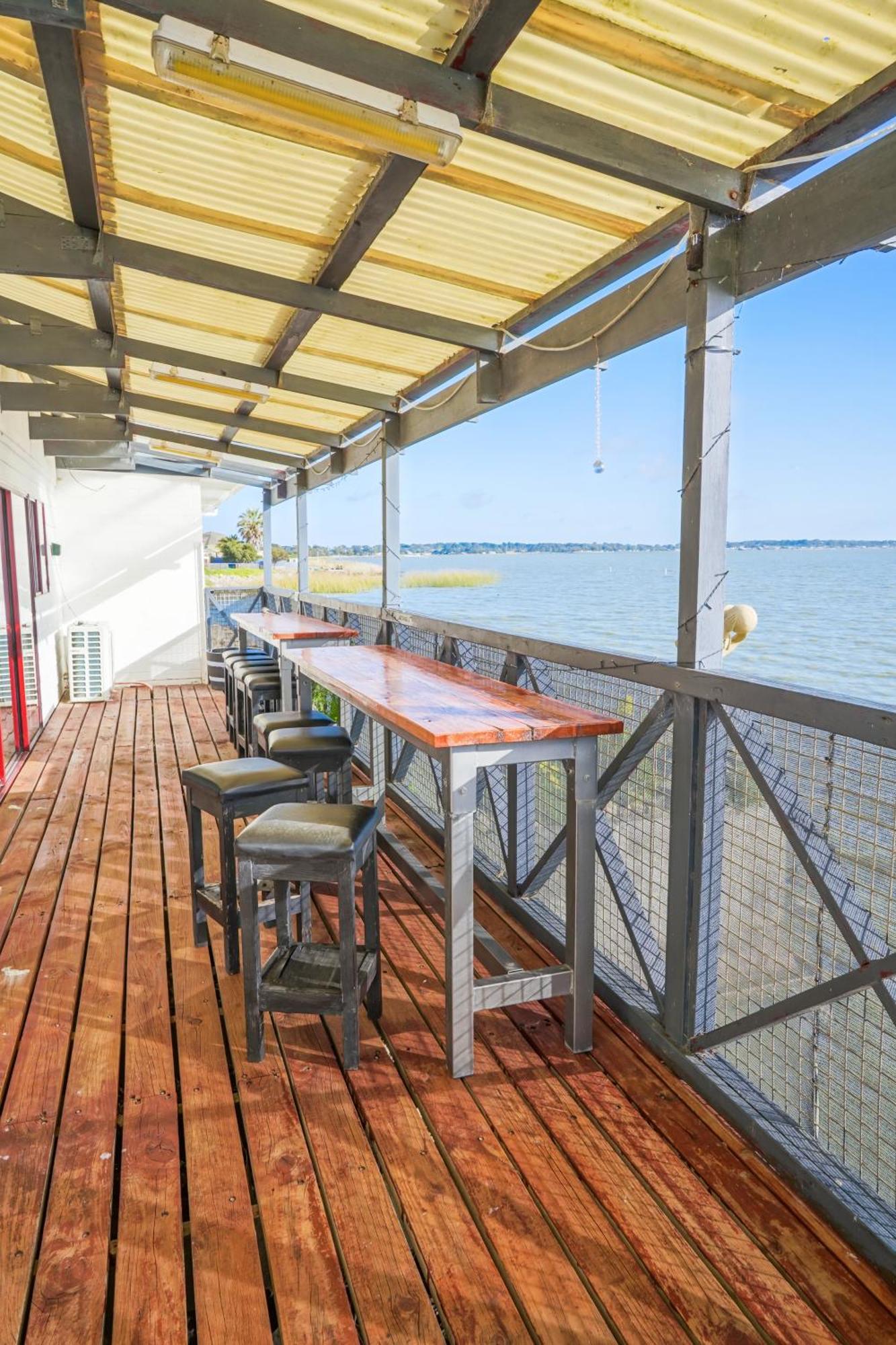Meningie Waterfront Motel Extérieur photo